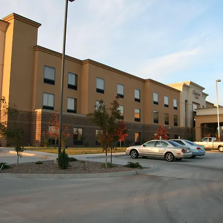 Hampton Inn Clinton-2